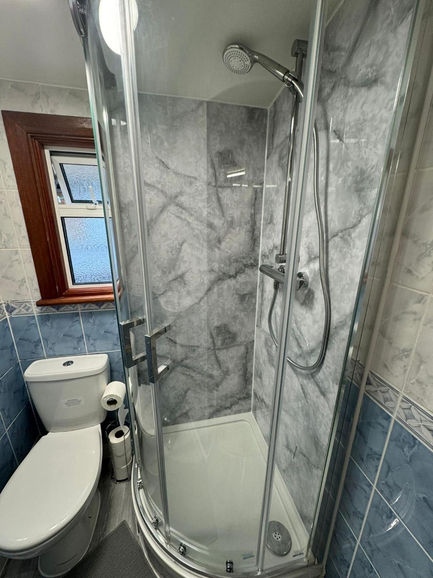 25 Minutes To Central London Rooms 35 Luaran gambar